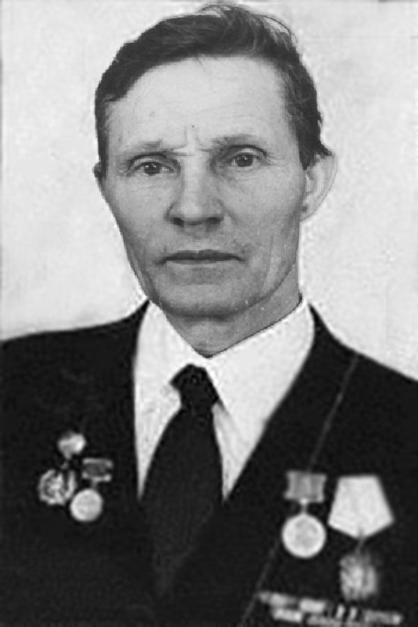 Костин Николай Васильевич, ст. лейтенант, командир взвода.